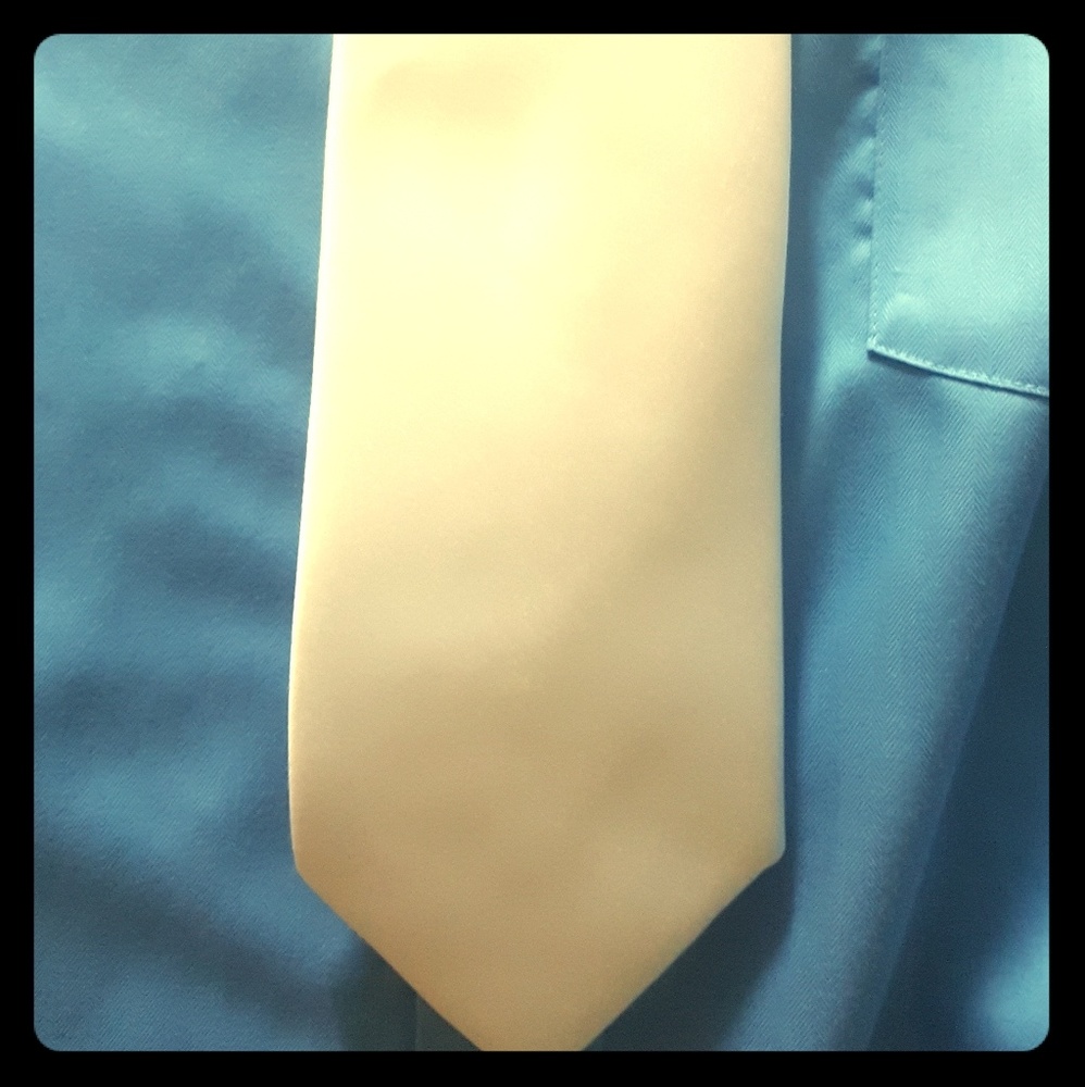 Geoffrey Beene Ivory Tie