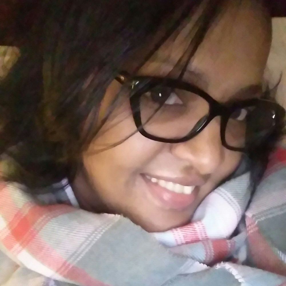 Meet your Posher, Yansa