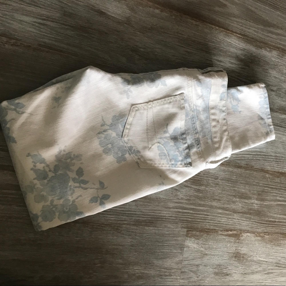 American eagle flower jean
