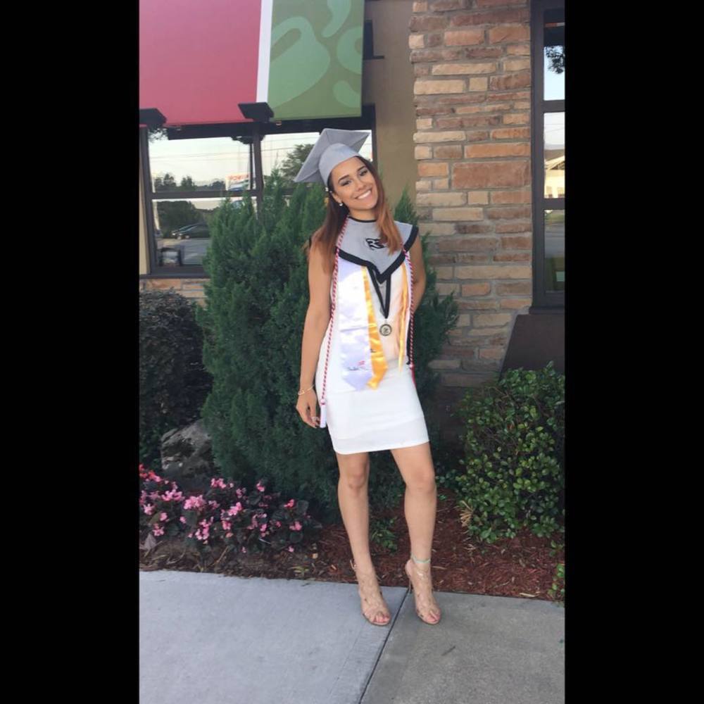 Meet your Posher, Mia