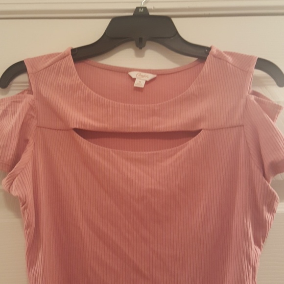 Shirt - Picture 2 of 3