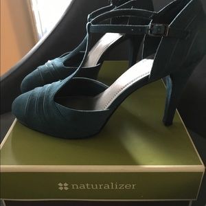 Naturalizer- Office Heels