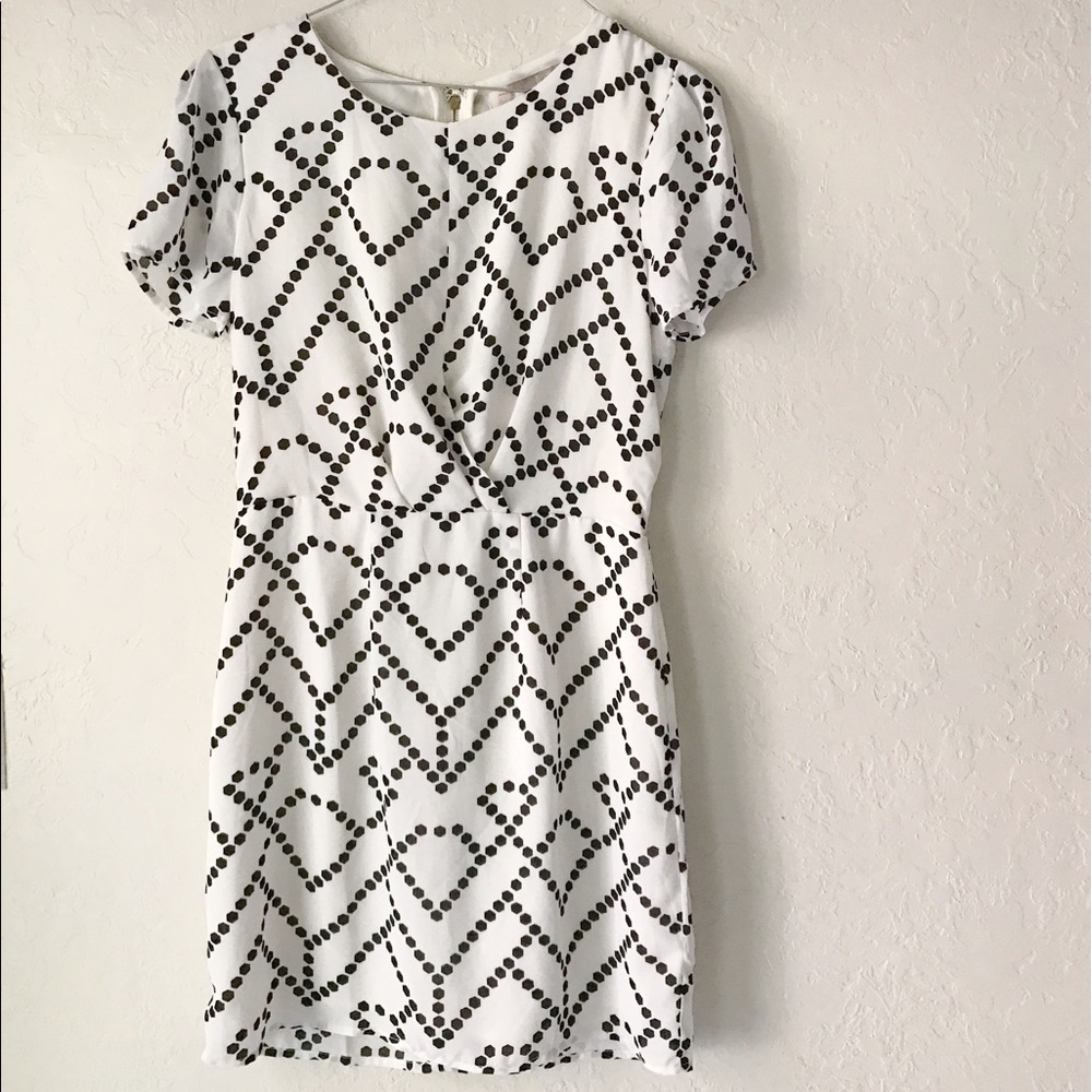 ❗️Sold❗️Black & white dress