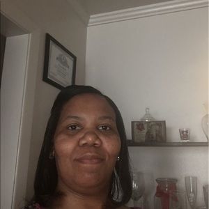 Meet your Posher, Andrena