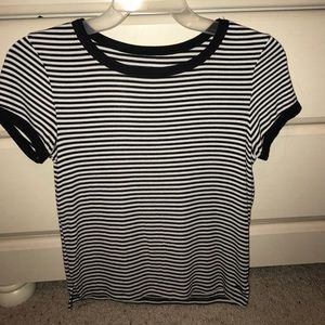 Black and white horizontal stripped crop top