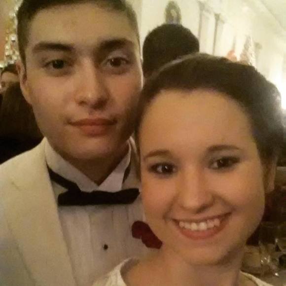 Meet your Posher, Jessica - Picture 1 of 1