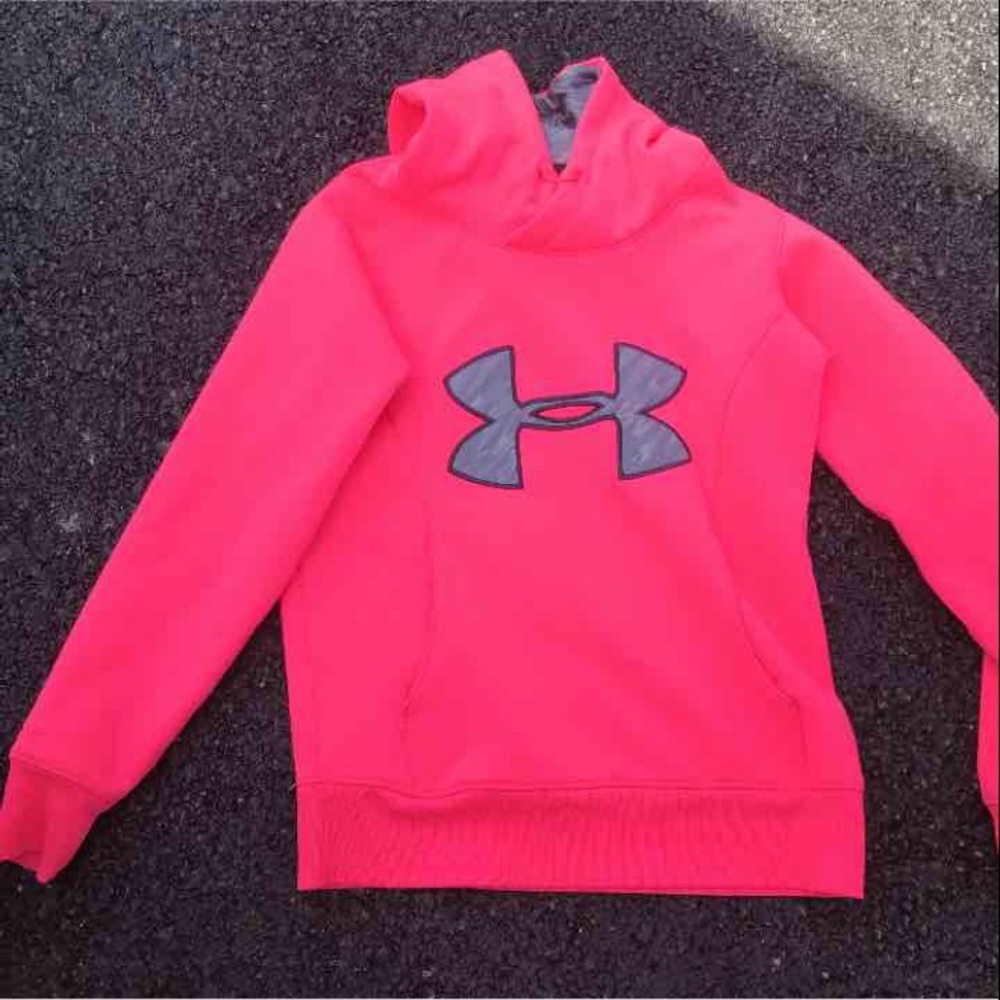 Women's Underarmour hoodie