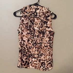 Silky Cheetah Print Sleeveless Dress Shirt