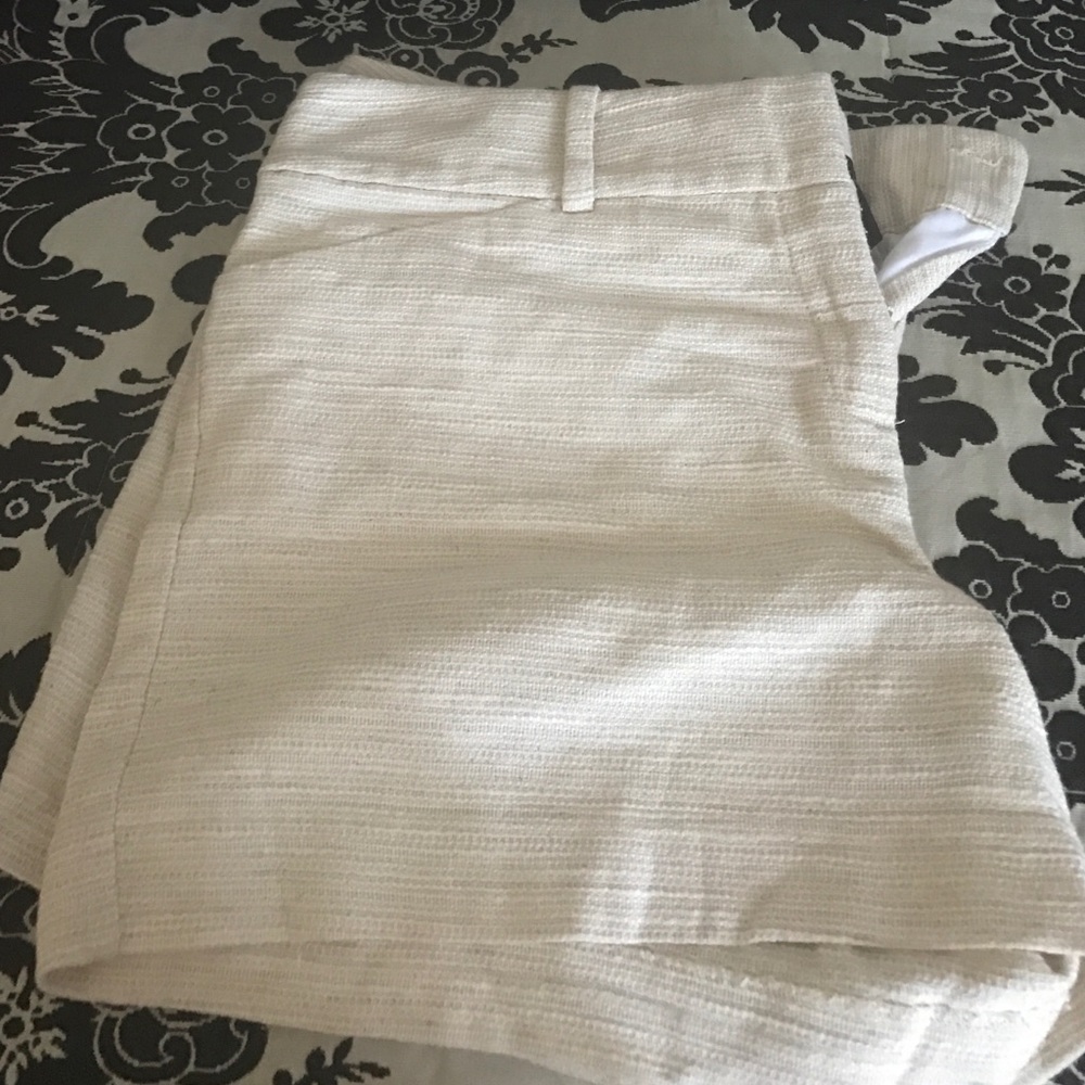 Beige Ann Taylor shorts