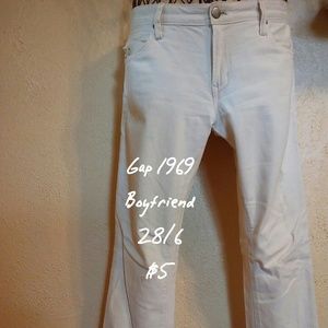 Gap1969 off white boyfriend jeans