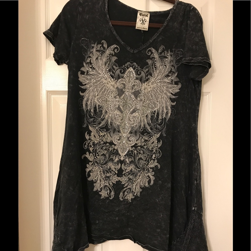 Embellished short sleeved tunic