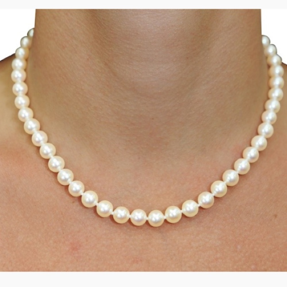 Imitation Pearl Necklace