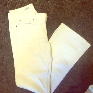 White Gap jeans