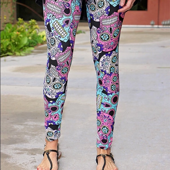 Sugar Skull Butter Soft Leggings - Picture 2 of 3