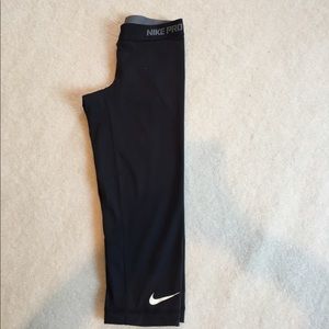 Nike Pro Dri-fit cropped leggings XS