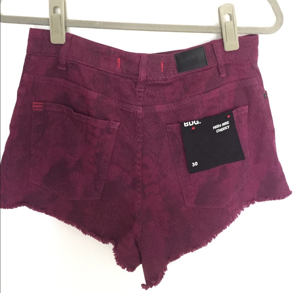 High Rise Cheeky Short