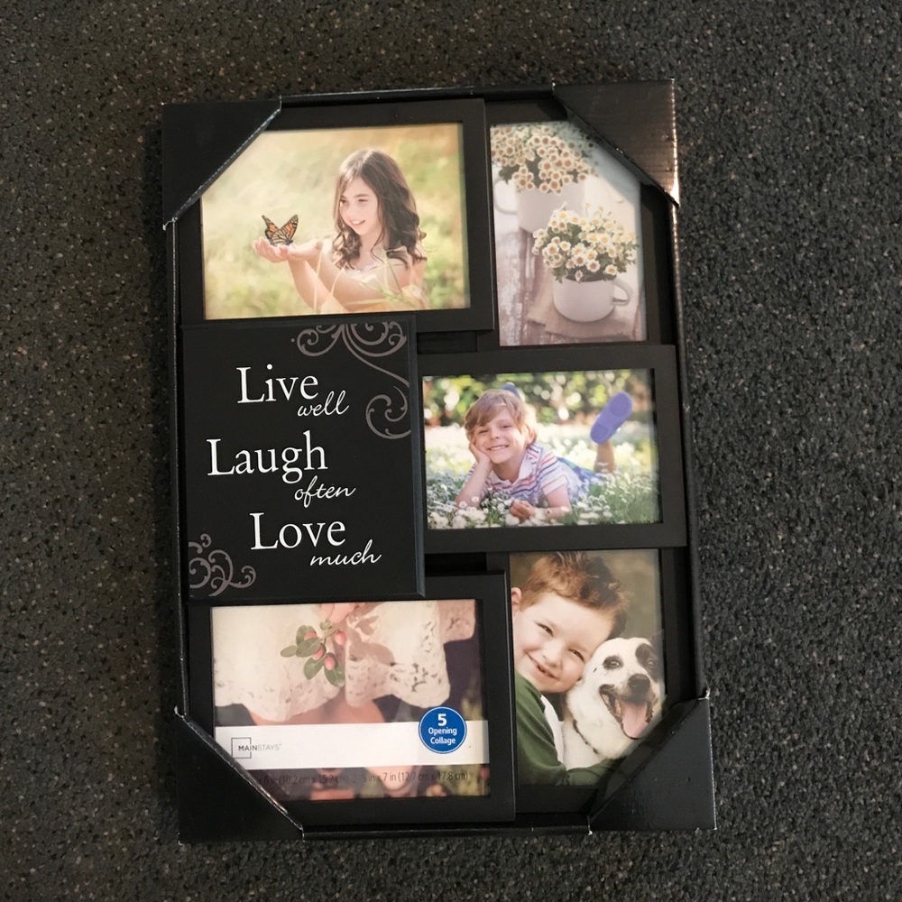 Hanging collage picture frame