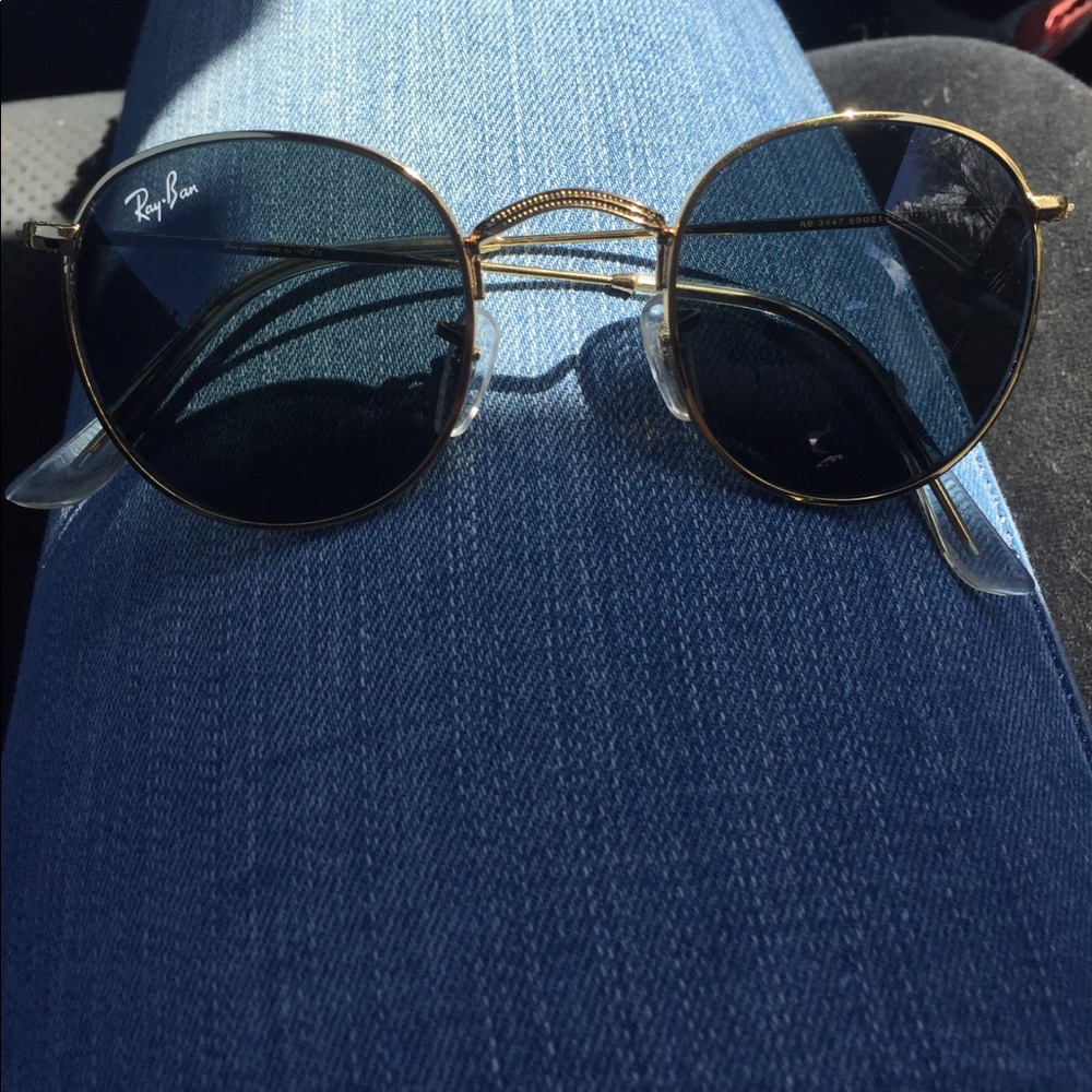 Classic Round Women's Ray-Ban Sunglasses