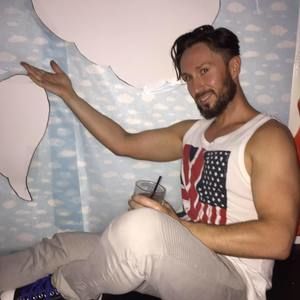 Meet your Posher, Jonathan