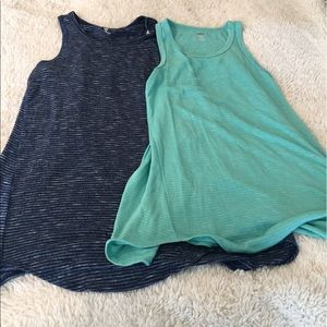 Old navy tunic style tanks