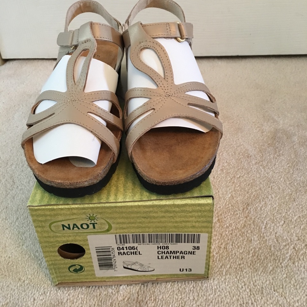 Naot Champagne Leather sandals