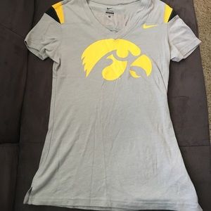 Iowa Hawkeyes Nike shirt