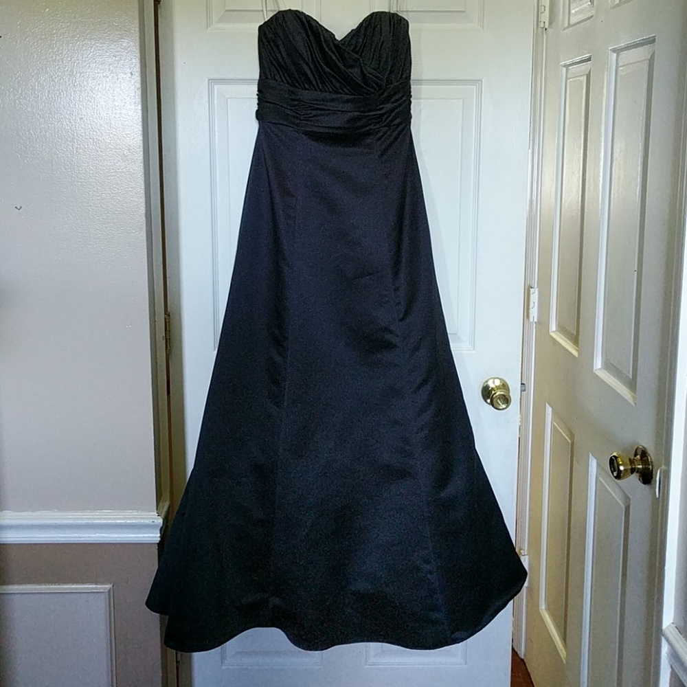 Black strapless bridesmaid's dress