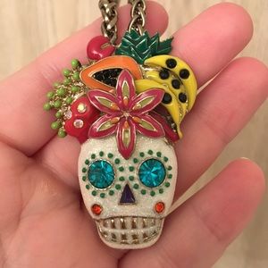 "Rio" skull necklace