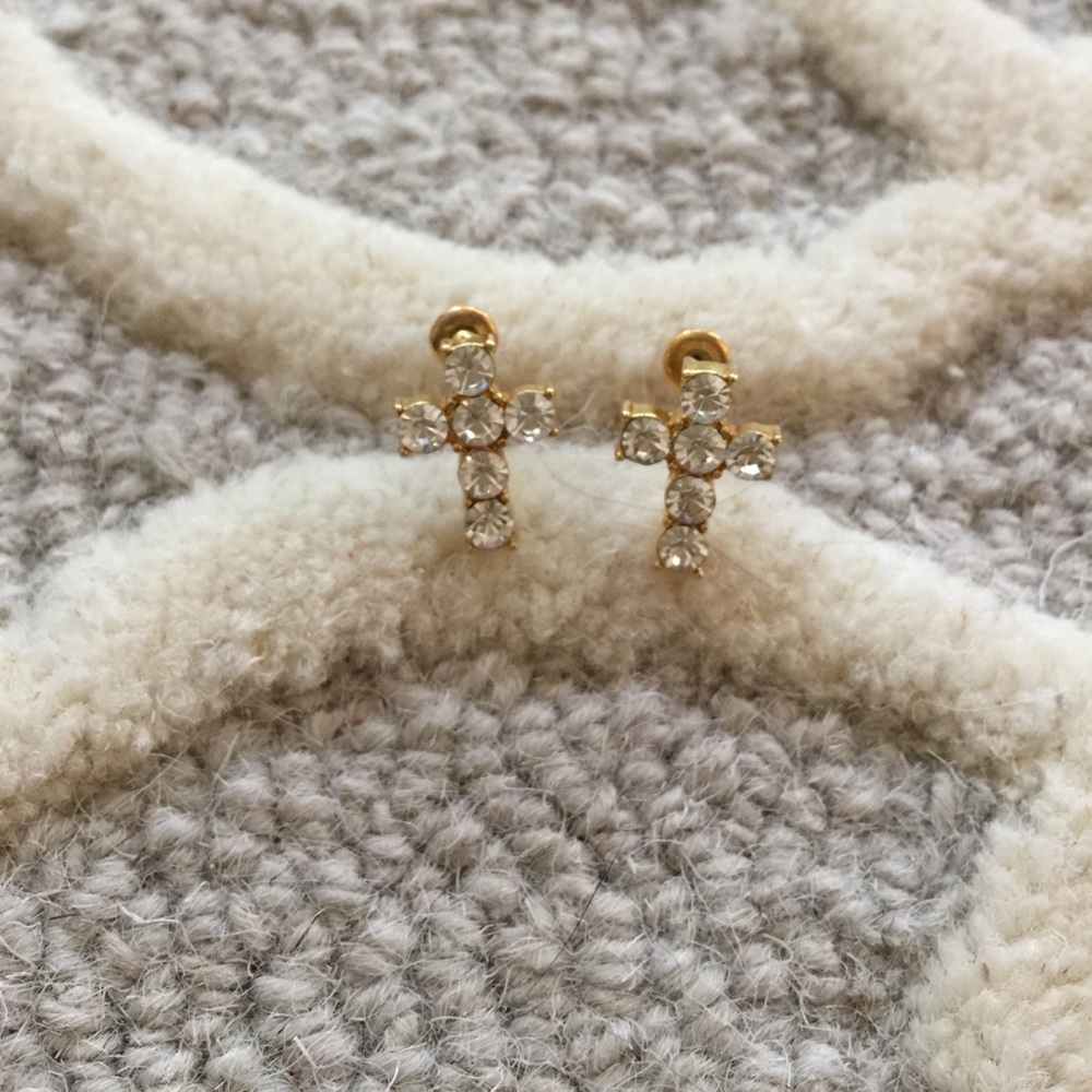 3 for $20 eligible! Gold cross earrings