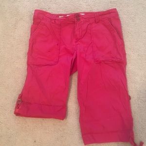 American Eagle capris/Bermuda shorts