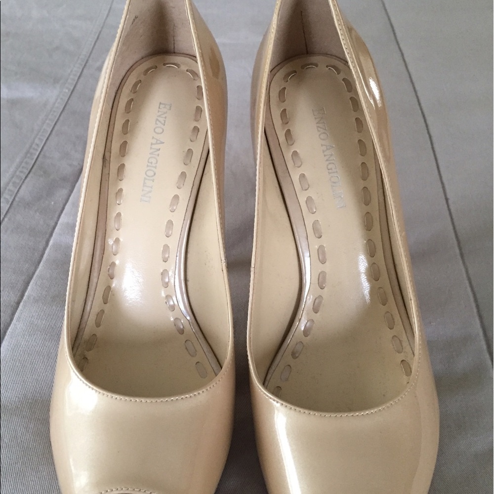 Enzo Angiolini Nude, Peep-toe, Platform Pumps