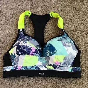 VS Sports Bra size 34B