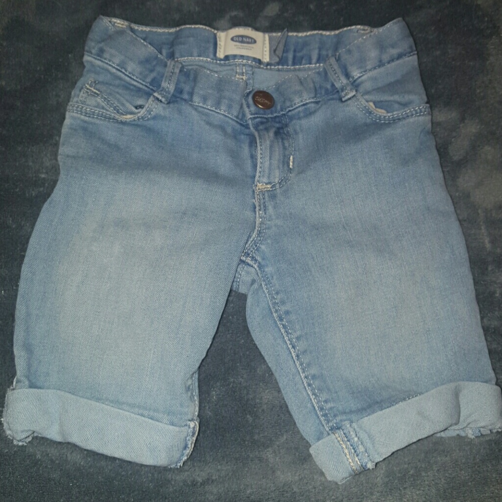 OLD NAVY TODDLER DENIM BERMUDAS SIZE 3T