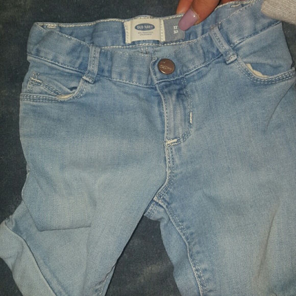 OLD NAVY TODDLER DENIM BERMUDAS SIZE 3T - Picture 3 of 4