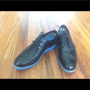 Classy, fun Black + blue Cole Haan oxfords size 6