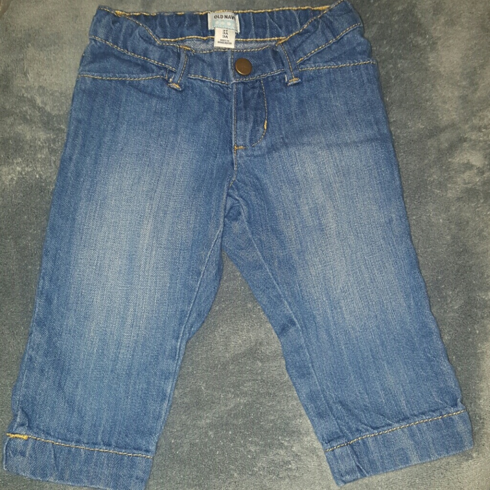 OLD NAVY DENIM CAPRIS SIZE 3T