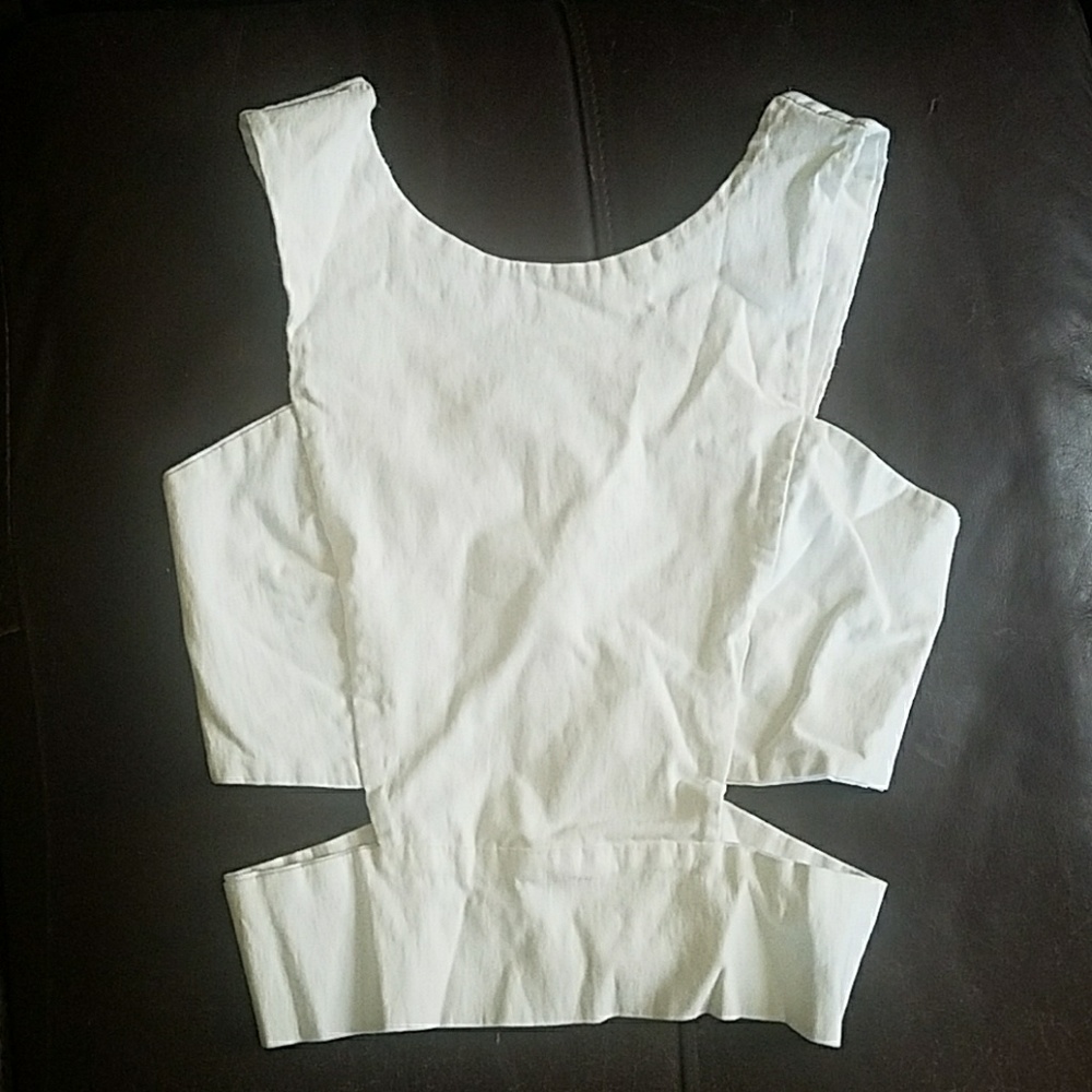 White banded top