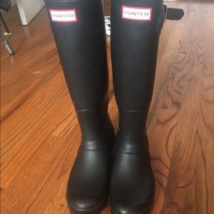 Classic Black Hunter Wellies tall rubber boots 37
