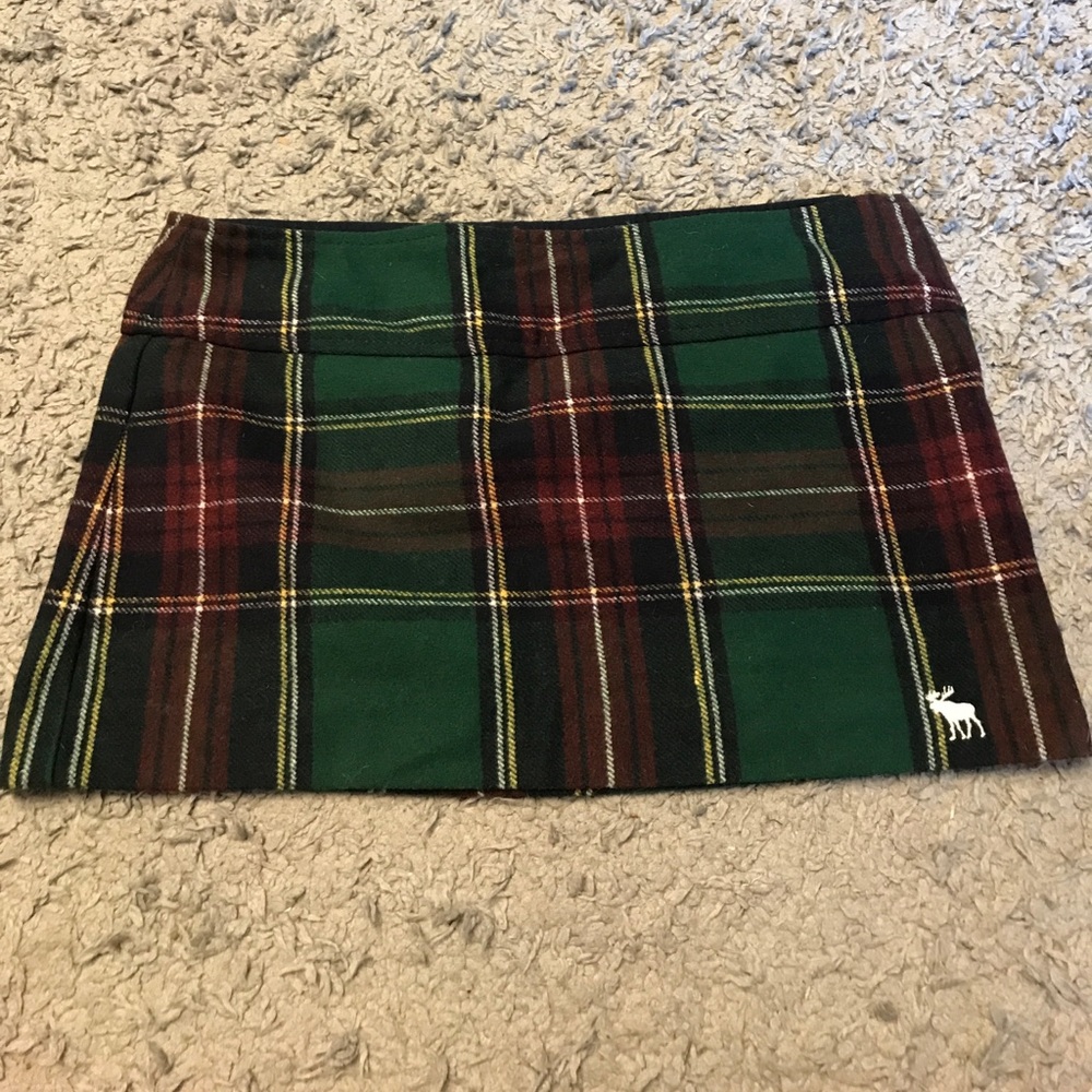 Abercrombie & Fitch plaid miniskirt