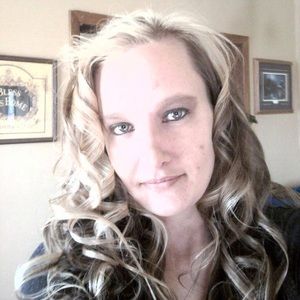 Meet your Posher, Kara