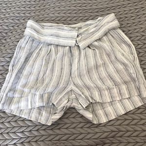 Vince by Vince Camuto shorts