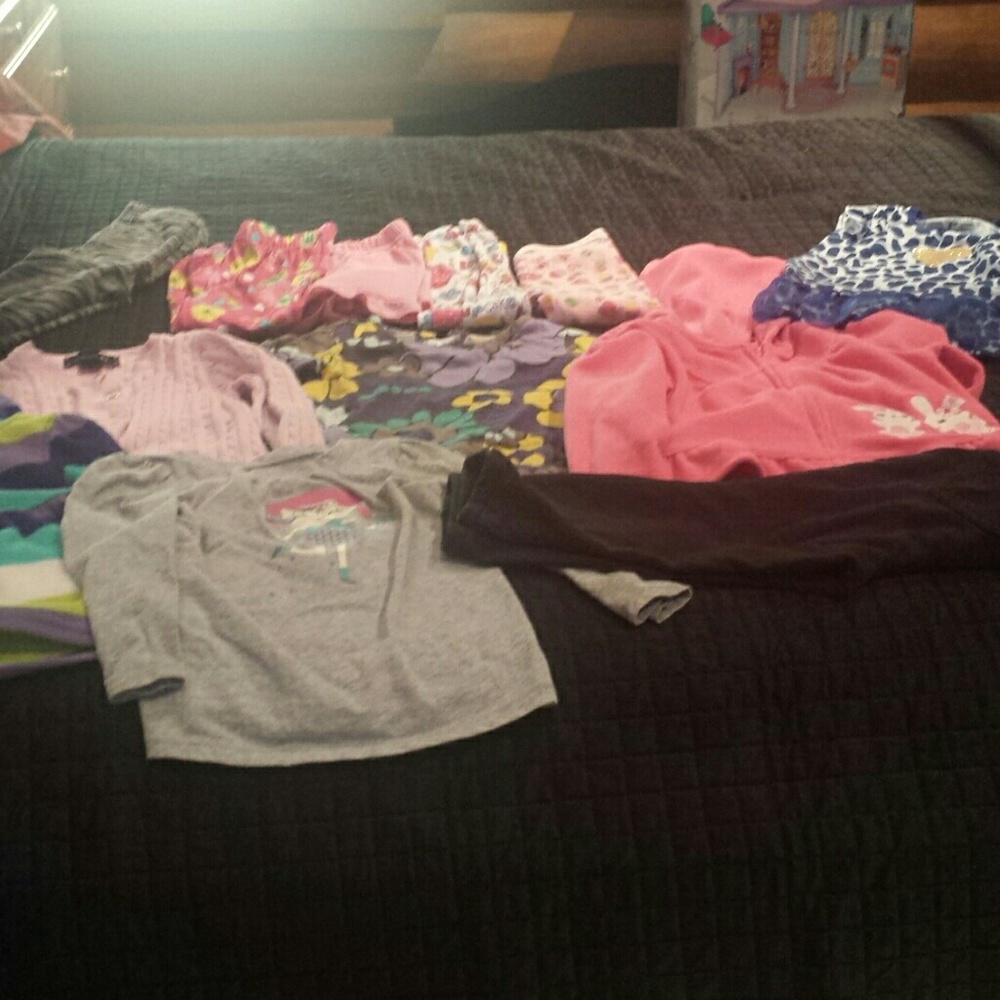 2t excellent  condition  Girls clothes