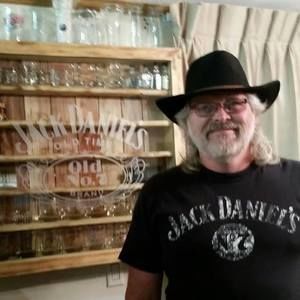 Meet your Posher, Gary