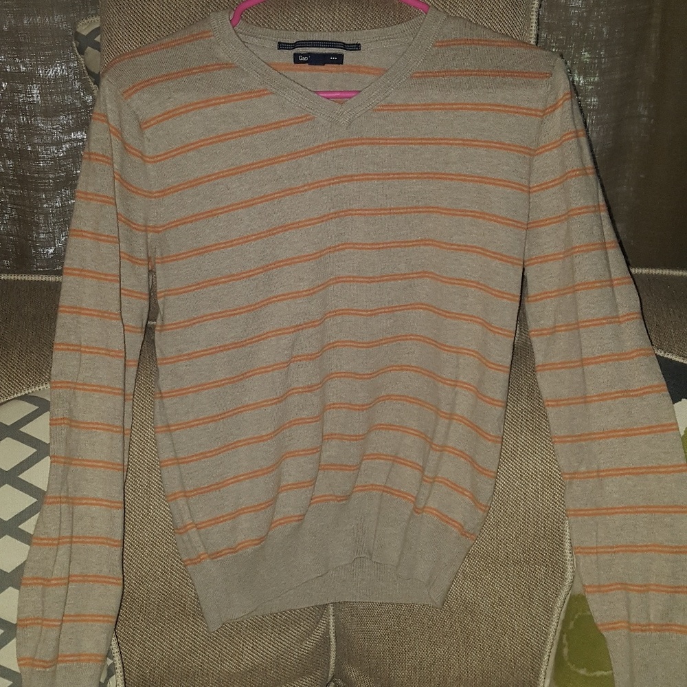 Men's sweater