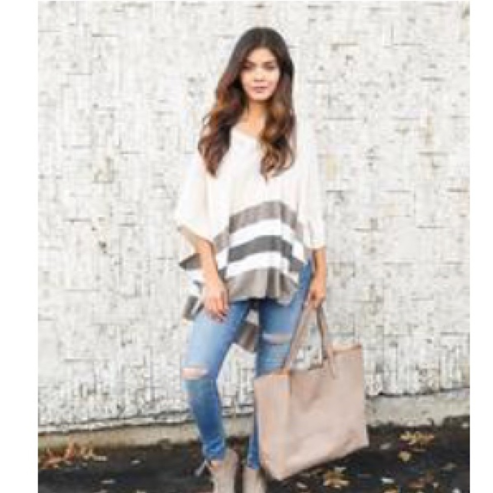 Hooded poncho