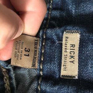 True religion jeans size 31 relaxed straight