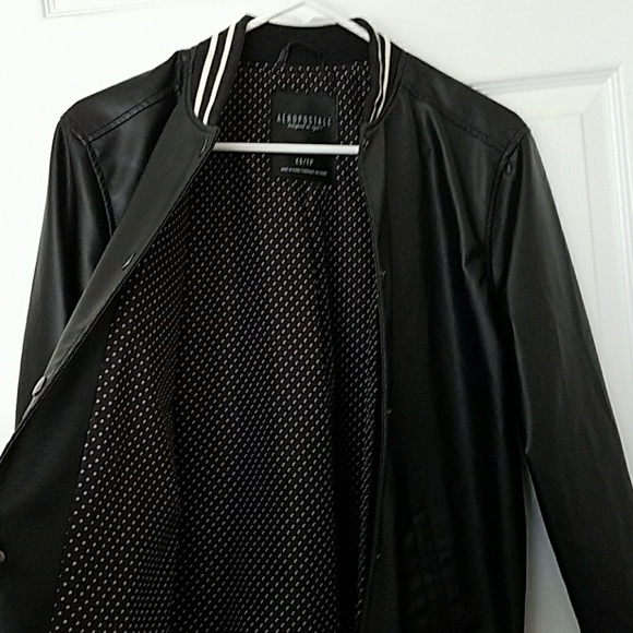 Cute  faux leather jacket MOVING - MUST GO! - Picture 2 of 2