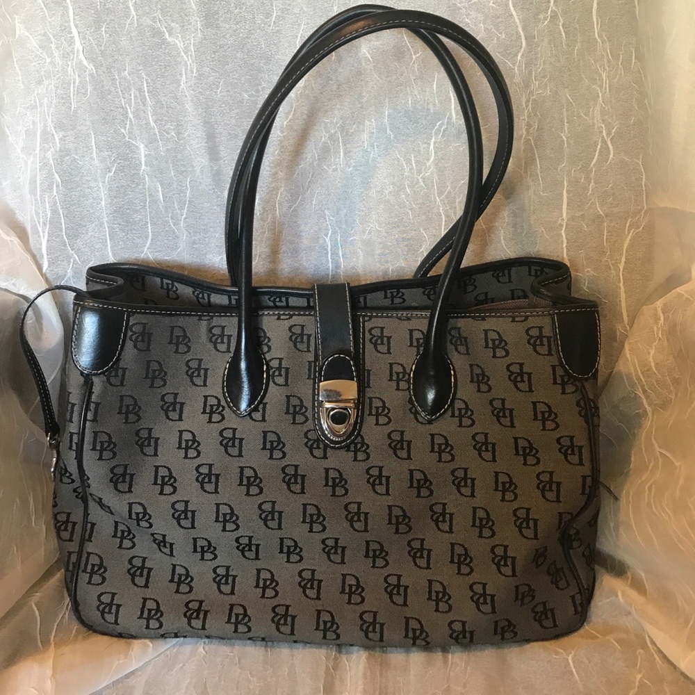 Original Dooney & Bourke Black Leather Bag Vintage