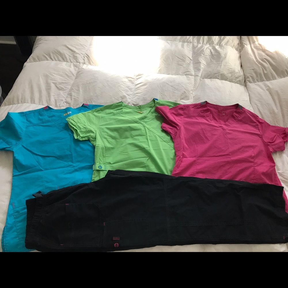 Wink scrubs