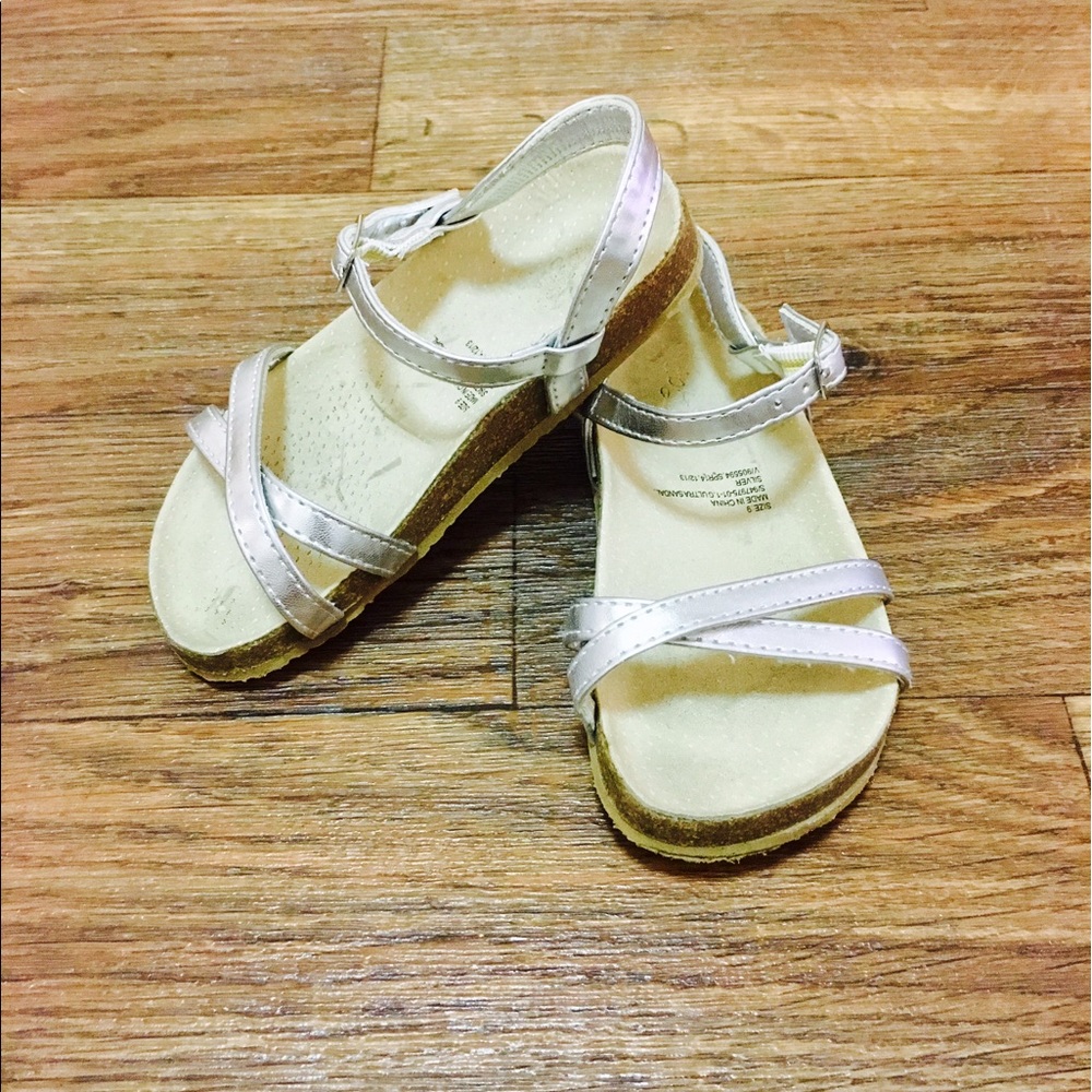 GAP Sandals
